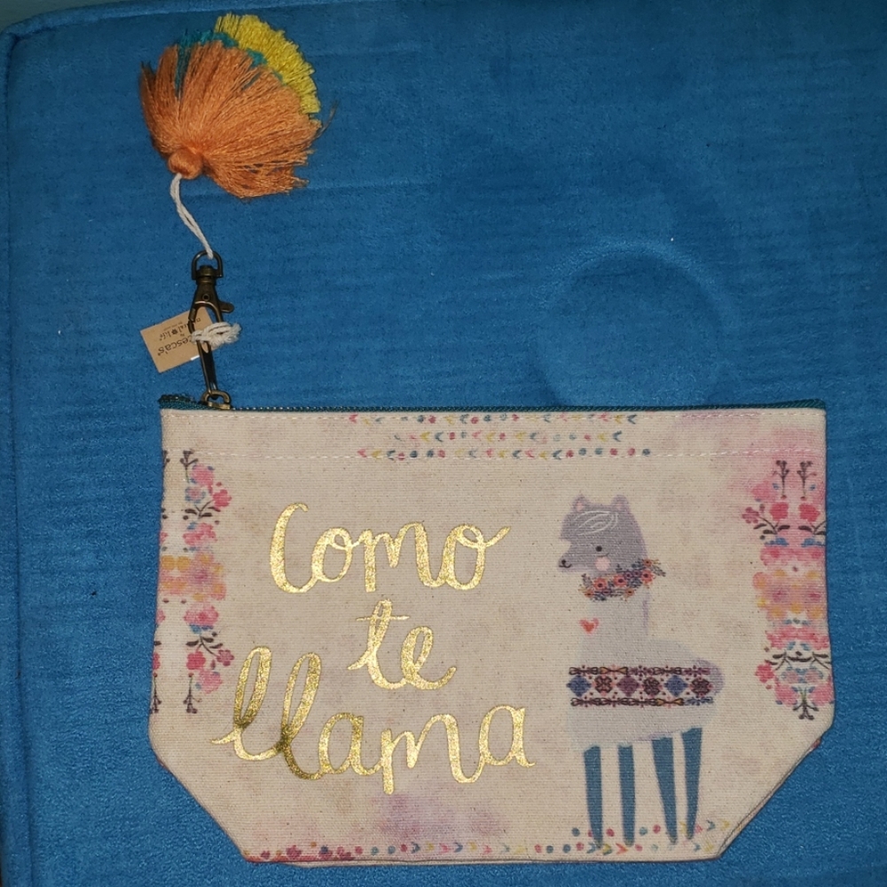 CUTE AND FUN FRANCESCA'S LLAMA THEME SMALL BAG🦙